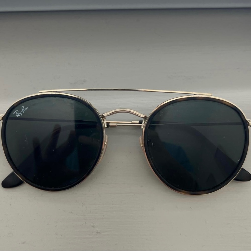 Round Double Bridge Ray Ban - Gold Accent with a Tortoise Rim